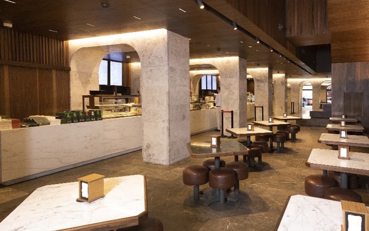 Karaköy Güllüoğlu